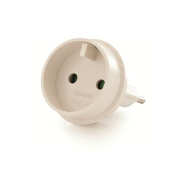 ADAPTADOR ELEC 48x63x48 10A-250V EUR-UNIV. POLIC B