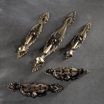 TIRADOR MUEB CON BOCALLAVE...